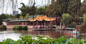 KUNMING - Parc Daguan - 90
